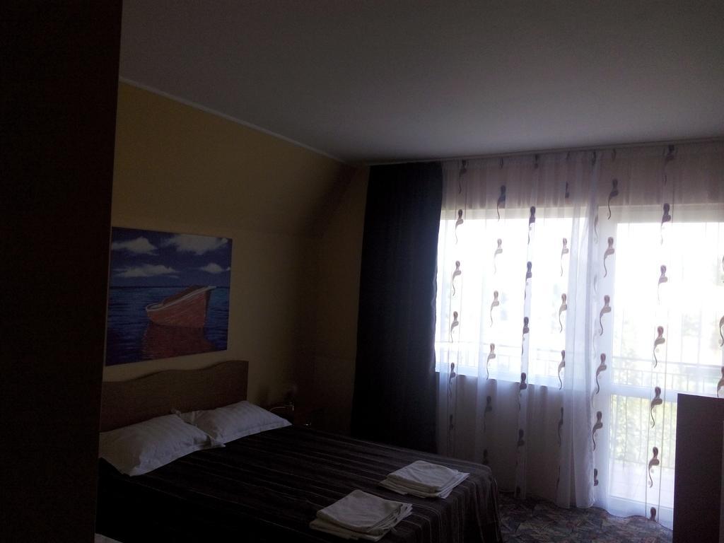 Casa Dalena Hotel Костинещи Екстериор снимка