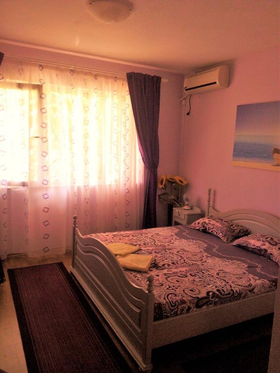 Casa Dalena Hotel Костинещи Екстериор снимка