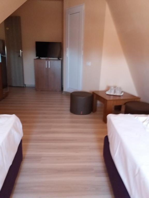 Casa Dalena Hotel Костинещи Екстериор снимка