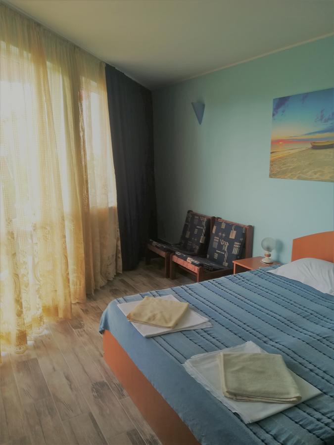 Casa Dalena Hotel Костинещи Екстериор снимка